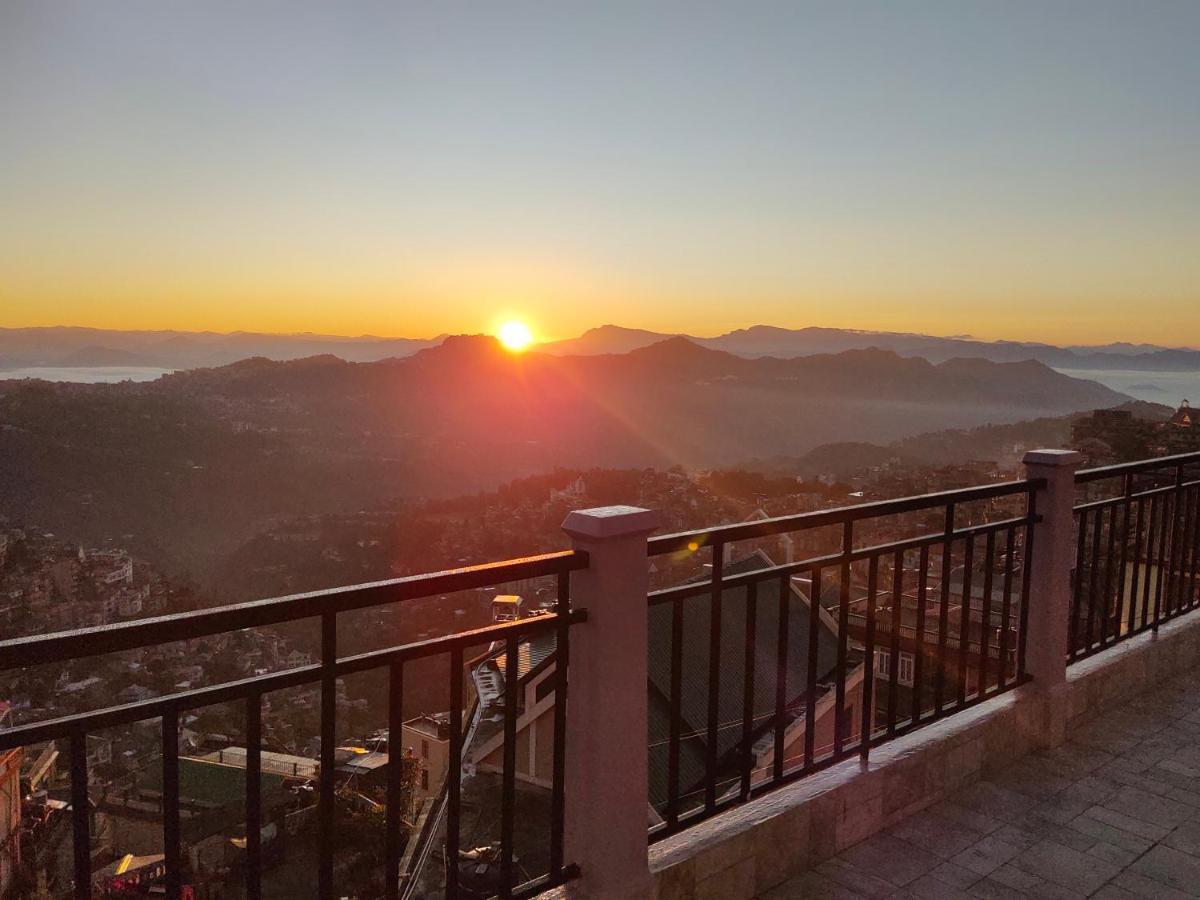 The 1998 Homestay Аиджал Экстерьер фото