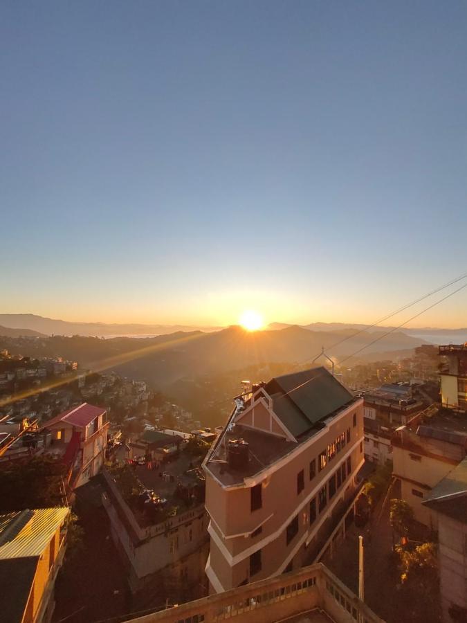 The 1998 Homestay Аиджал Экстерьер фото